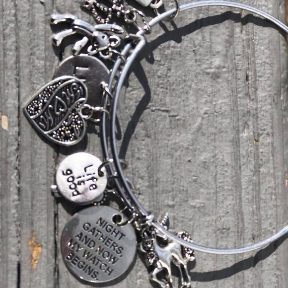 BanglesByNannie . - Picture 6 of 7